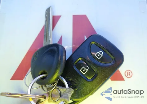 2012 Hyundai Tucson Limited z USA, uszkodzony, nr VIN KM8JUCAC2CU479548